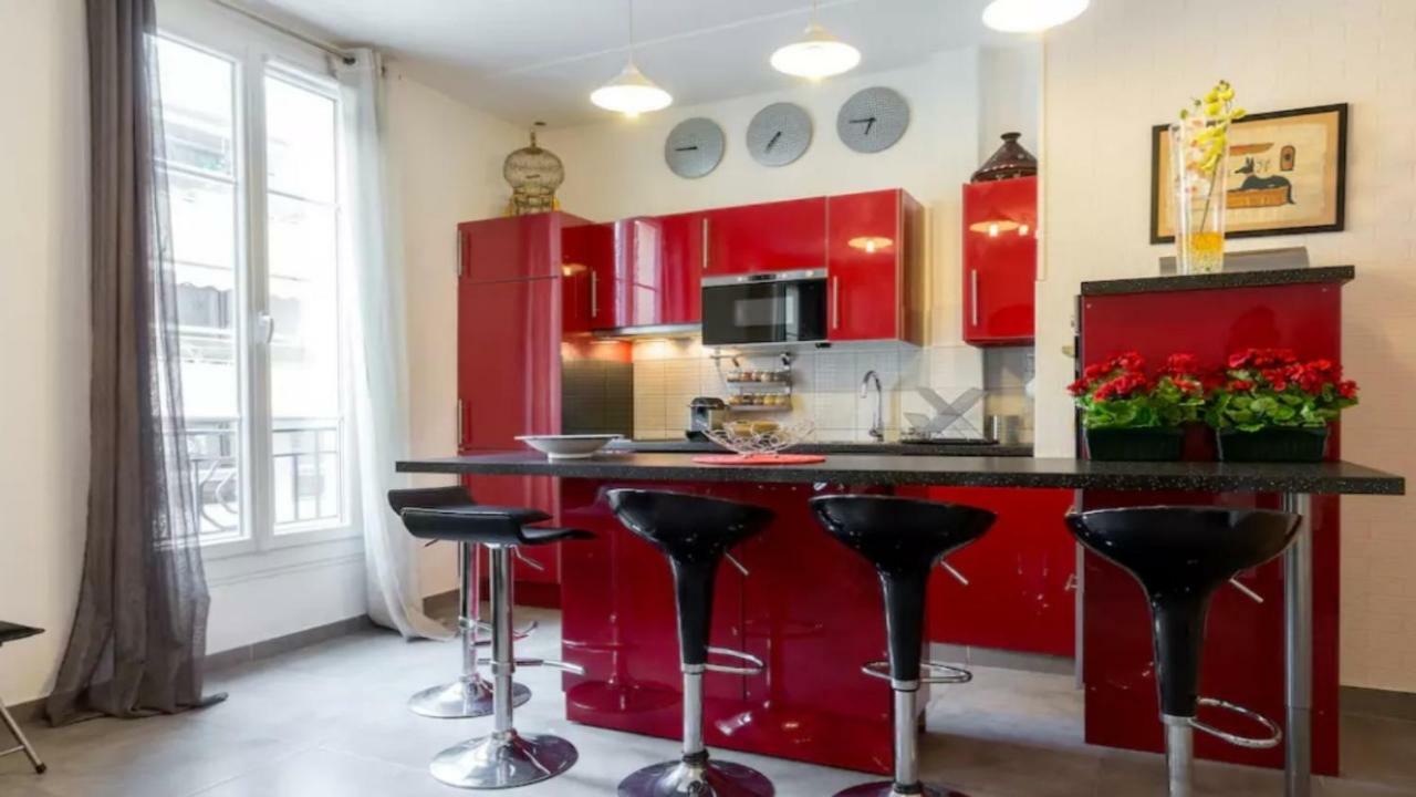 Stylish White And Red Apartments جوان ليه باه المظهر الخارجي الصورة
