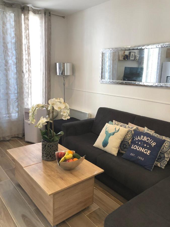 Stylish White And Red Apartments جوان ليه باه المظهر الخارجي الصورة